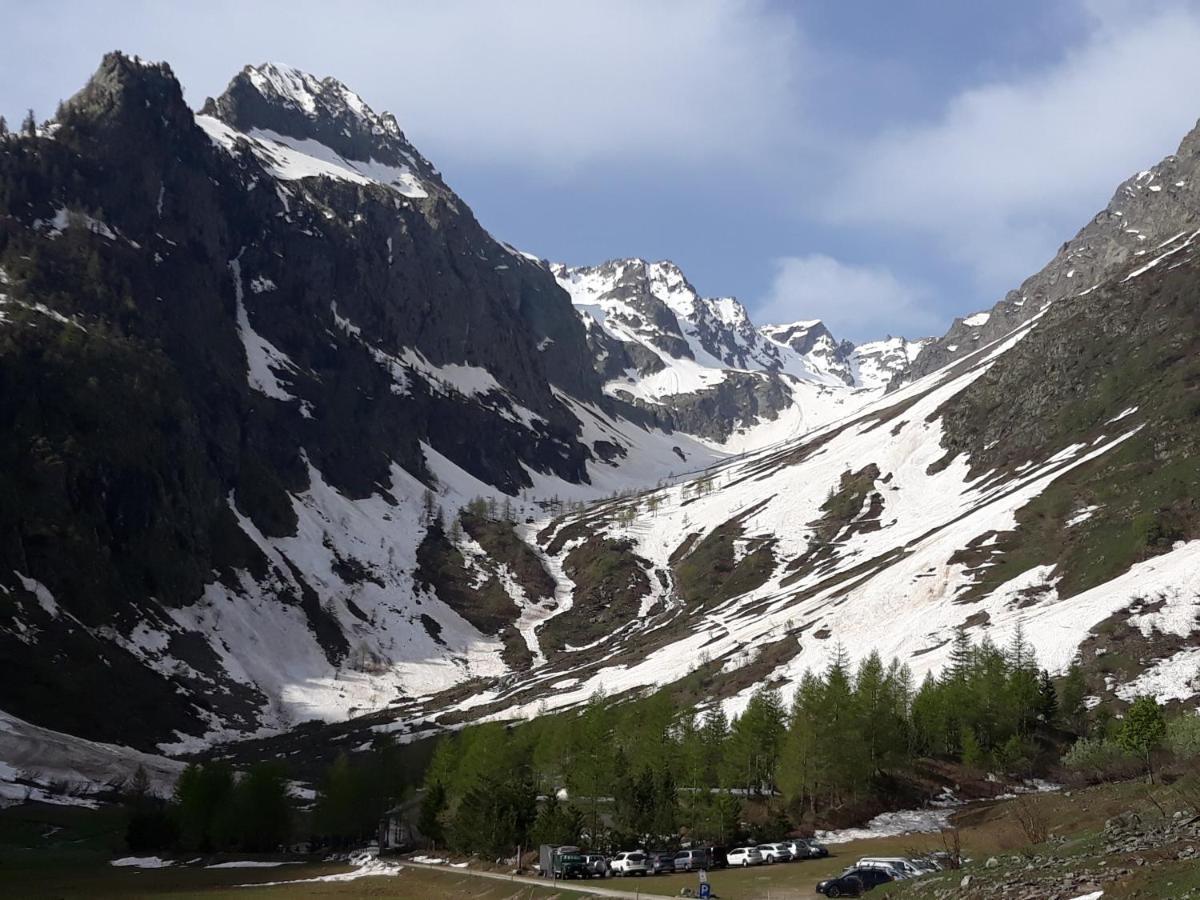 Rifugio Prati Del Vallone Pietraporzio Εξωτερικό φωτογραφία